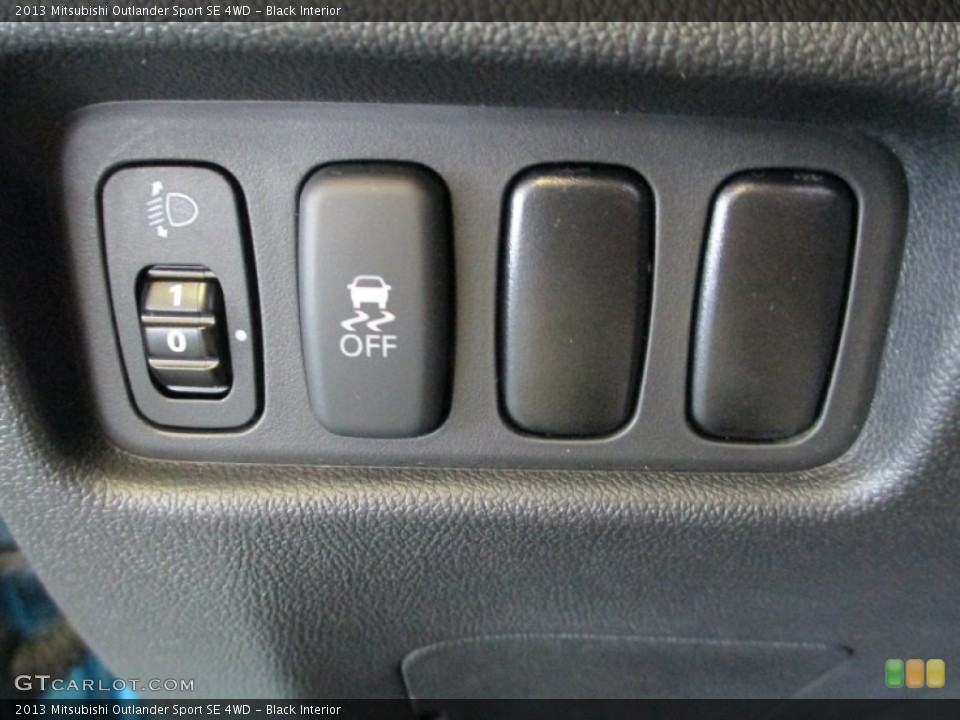Black Interior Controls for the 2013 Mitsubishi Outlander Sport SE 4WD #83438980