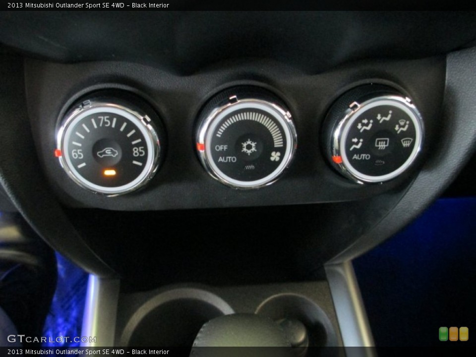 Black Interior Controls for the 2013 Mitsubishi Outlander Sport SE 4WD #83439106