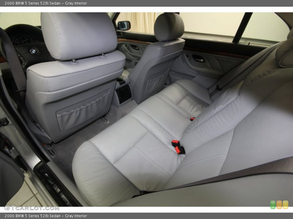Gray Interior Rear Seat for the 2000 BMW 5 Series 528i Sedan #83455703