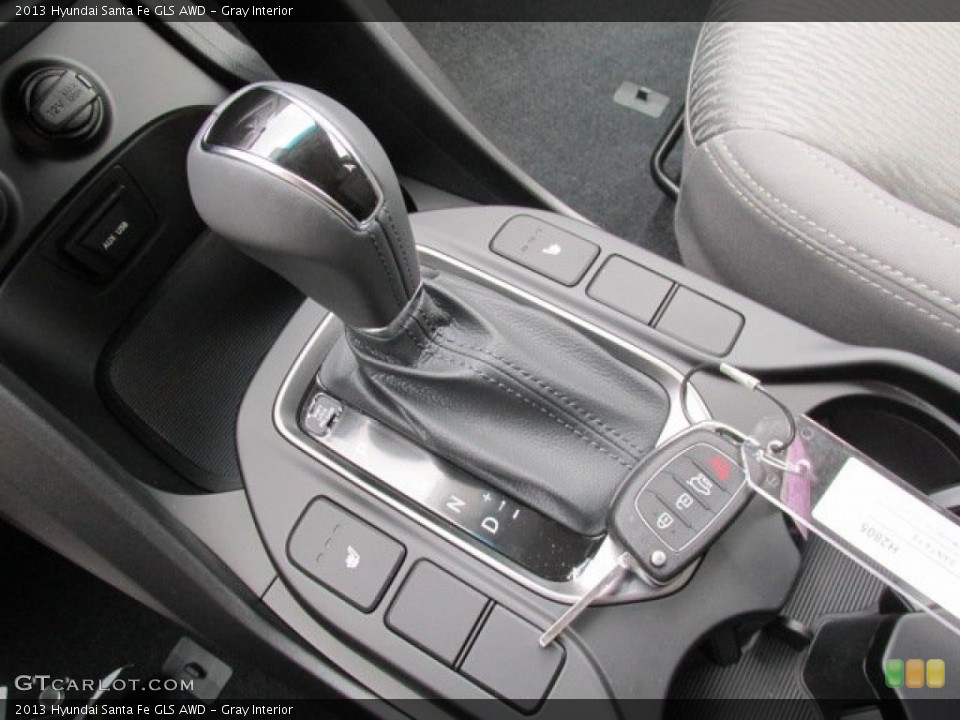 Gray Interior Transmission for the 2013 Hyundai Santa Fe GLS AWD #83464357