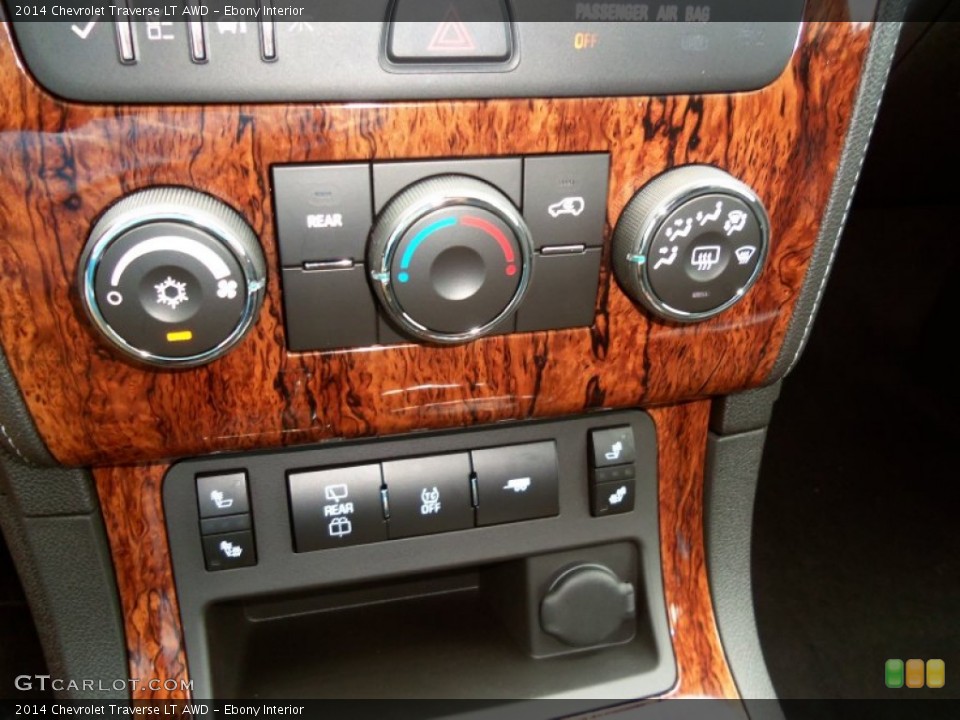 Ebony Interior Controls for the 2014 Chevrolet Traverse LT AWD #83480703