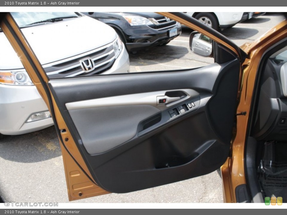 Ash Gray Interior Door Panel for the 2010 Toyota Matrix 1.8 #83490577