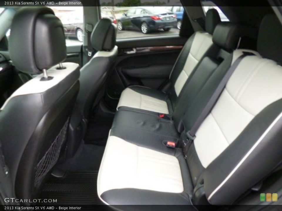 Beige Interior Rear Seat for the 2013 Kia Sorento SX V6 AWD #83504457
