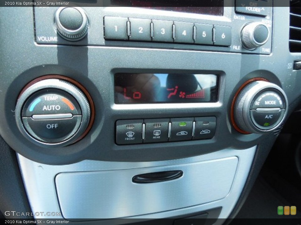 Gray Interior Controls for the 2010 Kia Optima SX #83506821