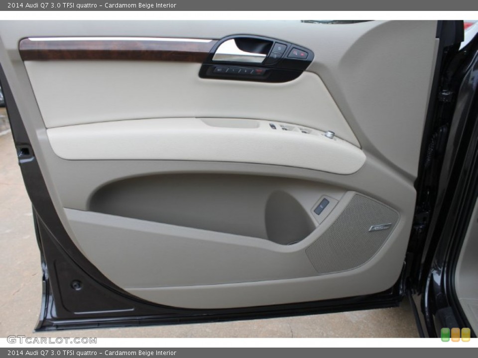 Cardamom Beige Interior Door Panel for the 2014 Audi Q7 3.0 TFSI quattro #83529012