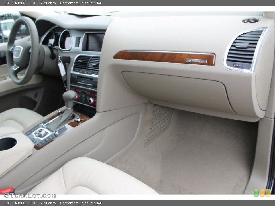 Cardamom Beige Interior Dashboard for the 2014 Audi Q7 3.0 TFSI quattro #83529684