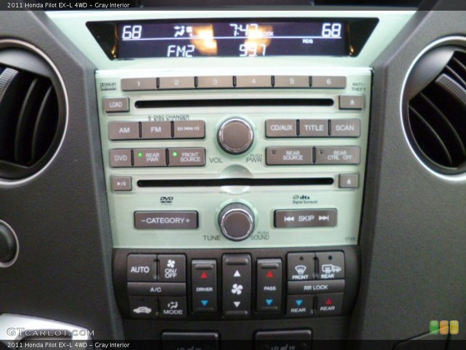 Gray Interior Controls for the 2011 Honda Pilot EX-L 4WD #83533356
