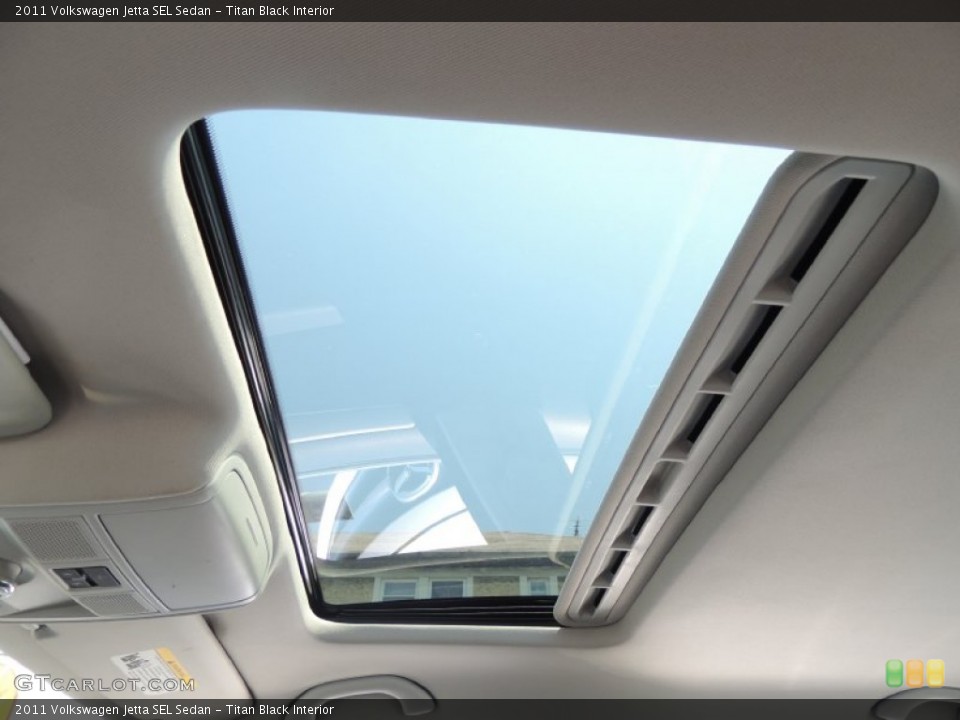 Titan Black Interior Sunroof for the 2011 Volkswagen Jetta SEL Sedan #83540227