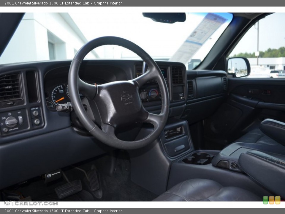 Graphite Interior Dashboard for the 2001 Chevrolet Silverado 1500 LT Extended Cab #83542521