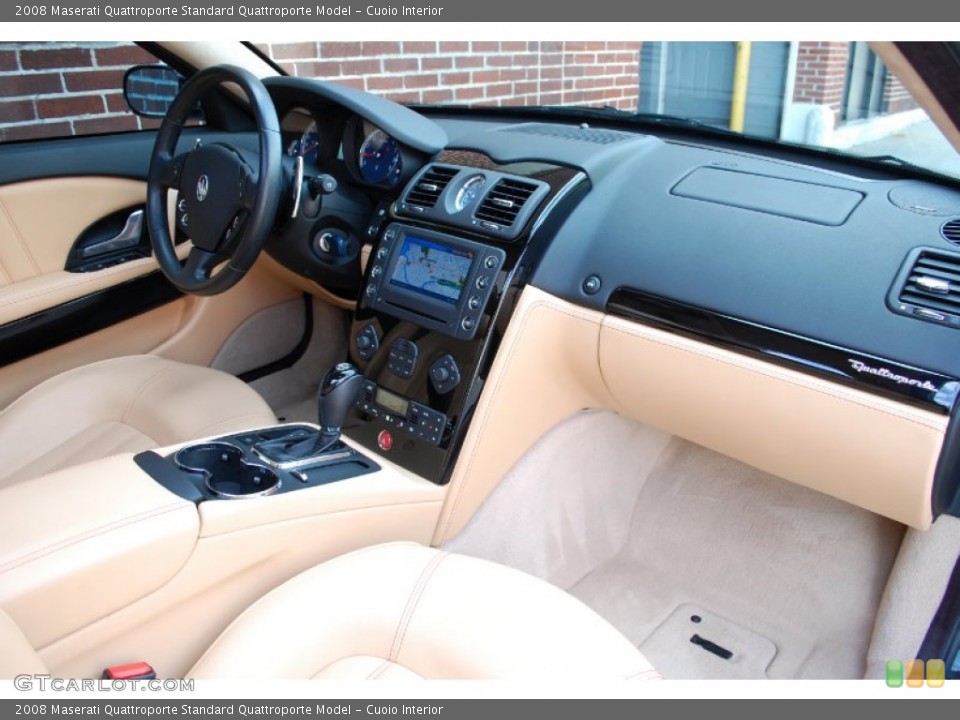 Cuoio Interior Dashboard for the 2008 Maserati Quattroporte  #83550378