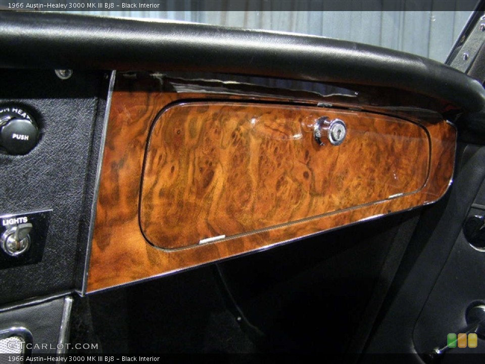 Black Interior Dashboard for the 1966 Austin-Healey 3000 MK III Bj8 #83556