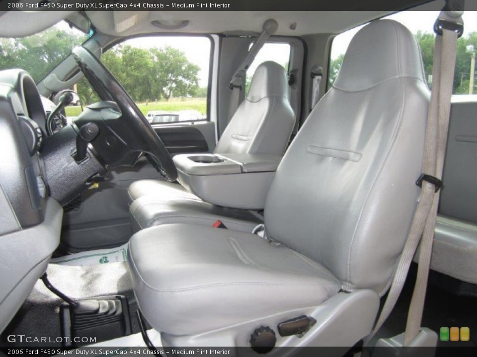 Medium Flint 2006 Ford F450 Super Duty Interiors