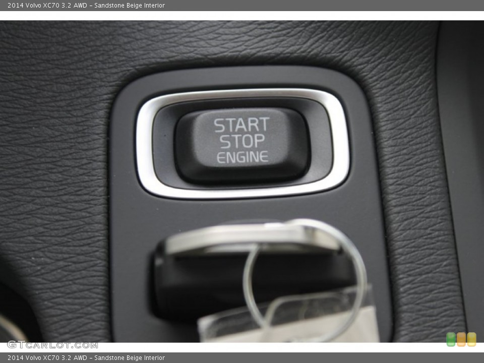 Sandstone Beige Interior Controls for the 2014 Volvo XC70 3.2 AWD #83602206