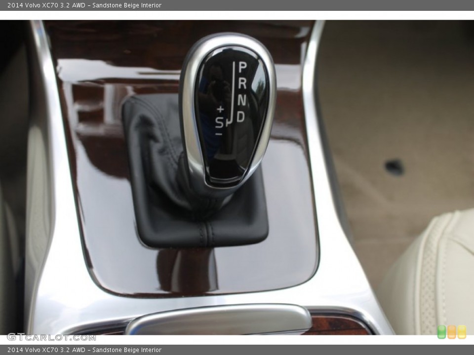 Sandstone Beige Interior Transmission for the 2014 Volvo XC70 3.2 AWD #83602242