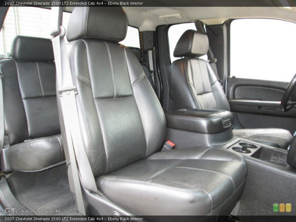 Ebony Black Interior Front Seat for the 2007 Chevrolet Silverado 1500 LTZ Extended Cab 4x4 #83608629