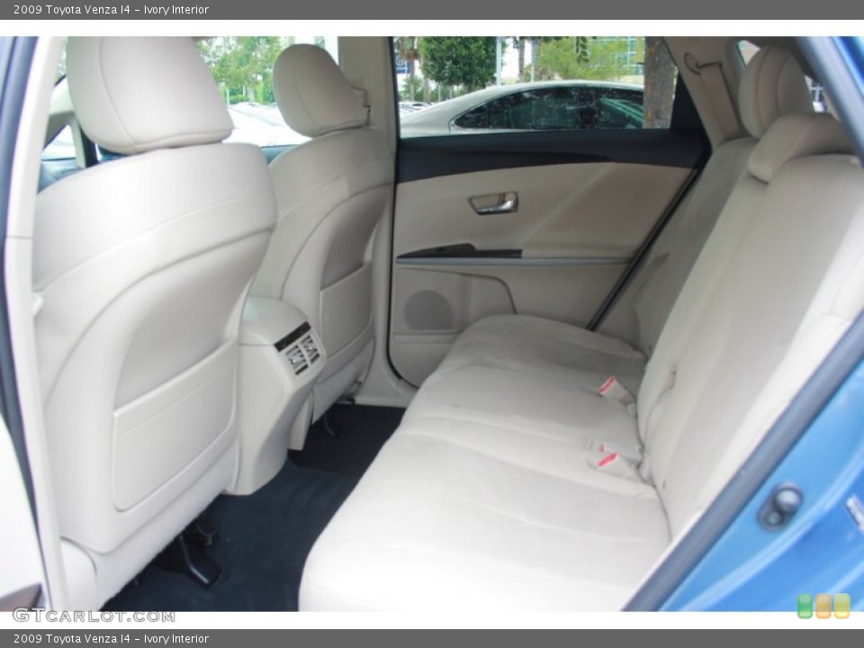 Ivory Interior Rear Seat for the 2009 Toyota Venza I4 #83631667