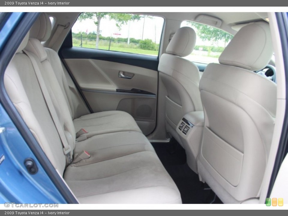 Ivory Interior Rear Seat for the 2009 Toyota Venza I4 #83631717