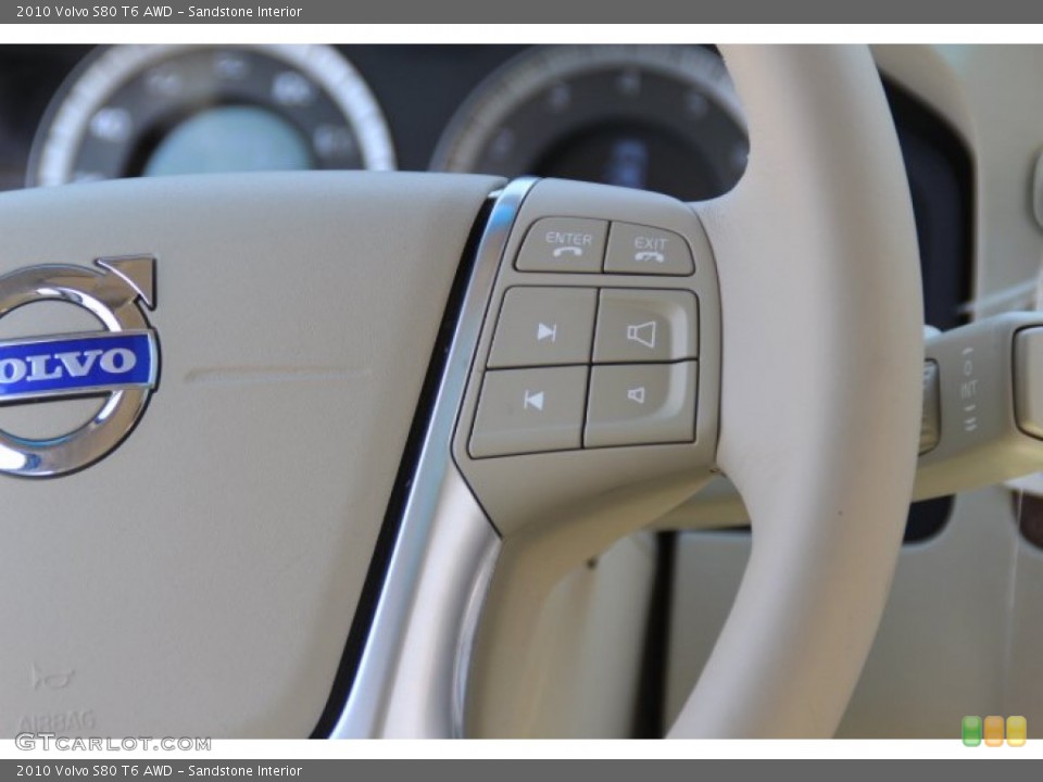 Sandstone Interior Controls for the 2010 Volvo S80 T6 AWD #83648272