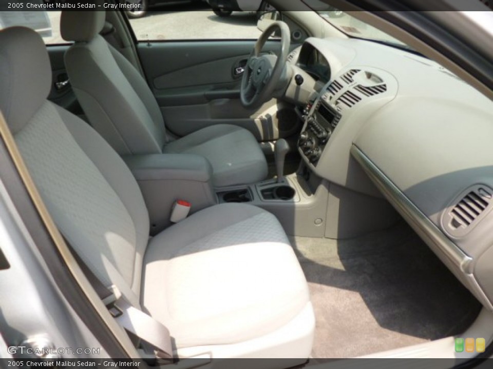 Gray Interior Front Seat for the 2005 Chevrolet Malibu Sedan #83676865