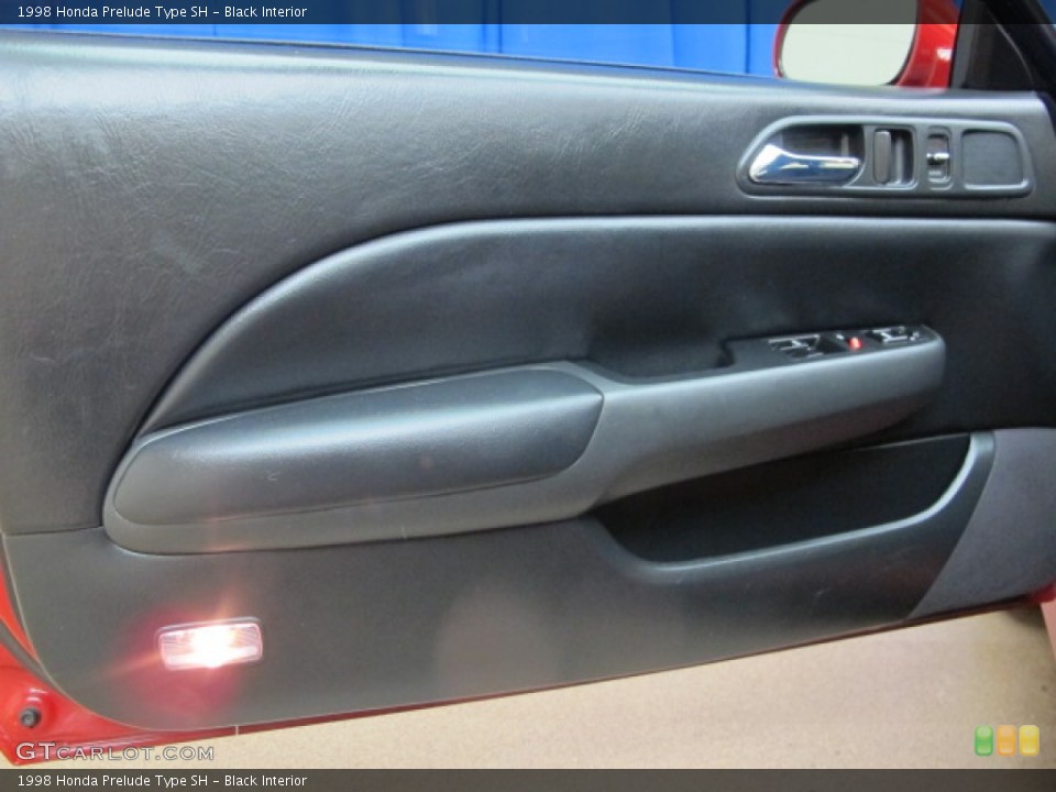 Black Interior Door Panel for the 1998 Honda Prelude Type SH #83680015