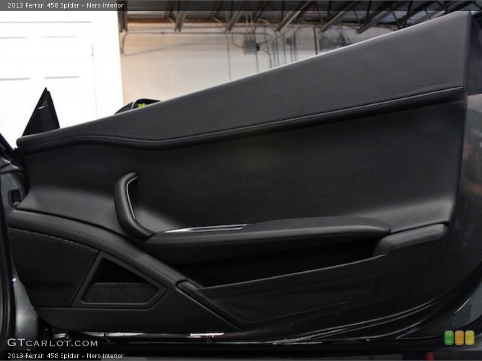 Nero Interior Door Panel for the 2013 Ferrari 458 Spider #83693688