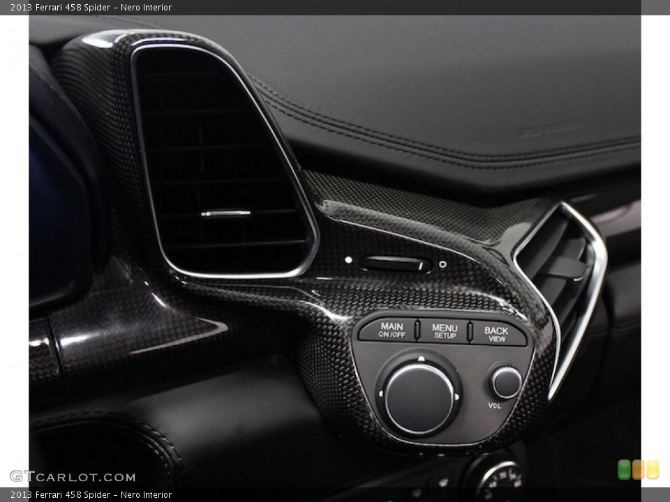 Nero Interior Controls for the 2013 Ferrari 458 Spider #83694145