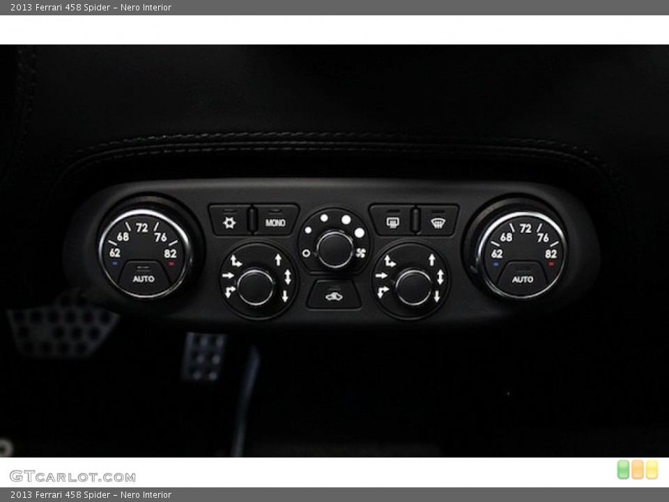 Nero Interior Controls for the 2013 Ferrari 458 Spider #83694169