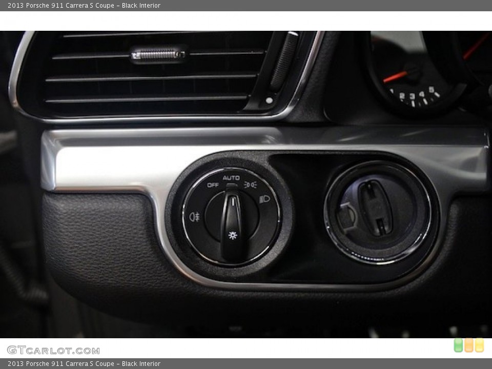 Black Interior Controls for the 2013 Porsche 911 Carrera S Coupe #83695156