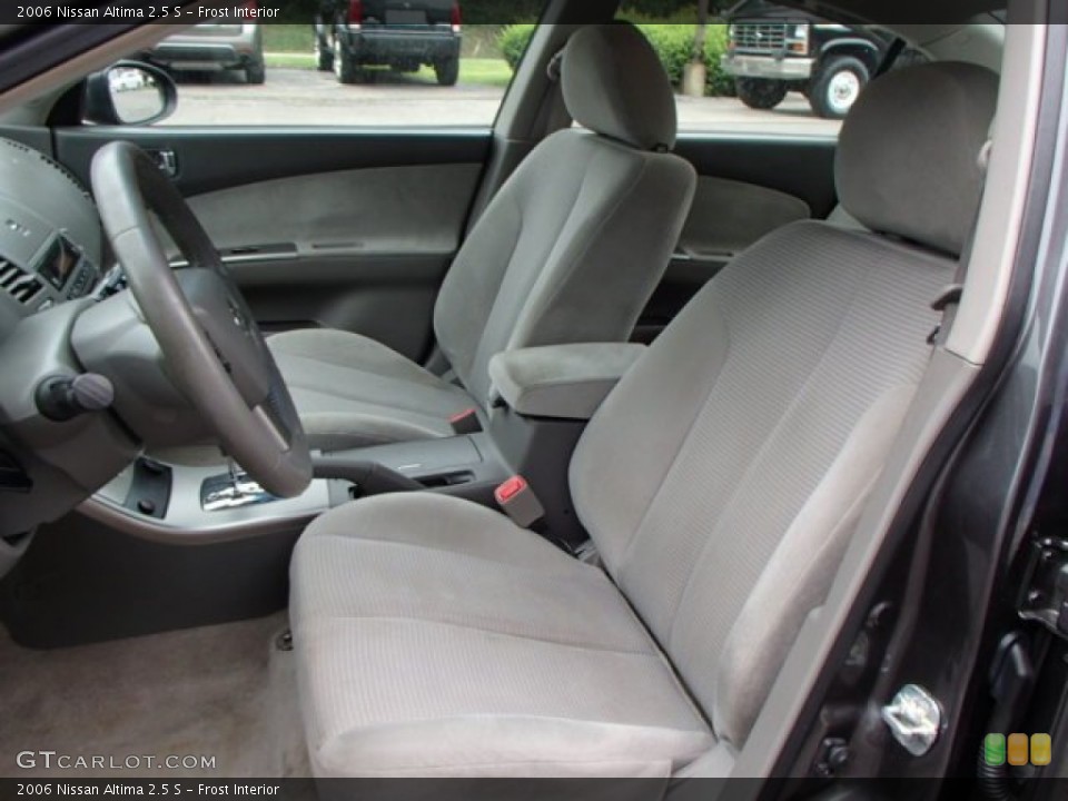 Frost Interior Photo for the 2006 Nissan Altima 2.5 S #83707960