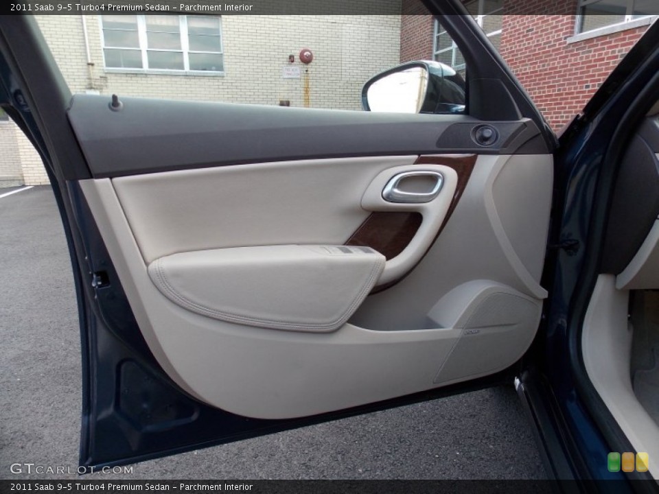 Parchment Interior Door Panel for the 2011 Saab 9-5 Turbo4 Premium Sedan #83749121