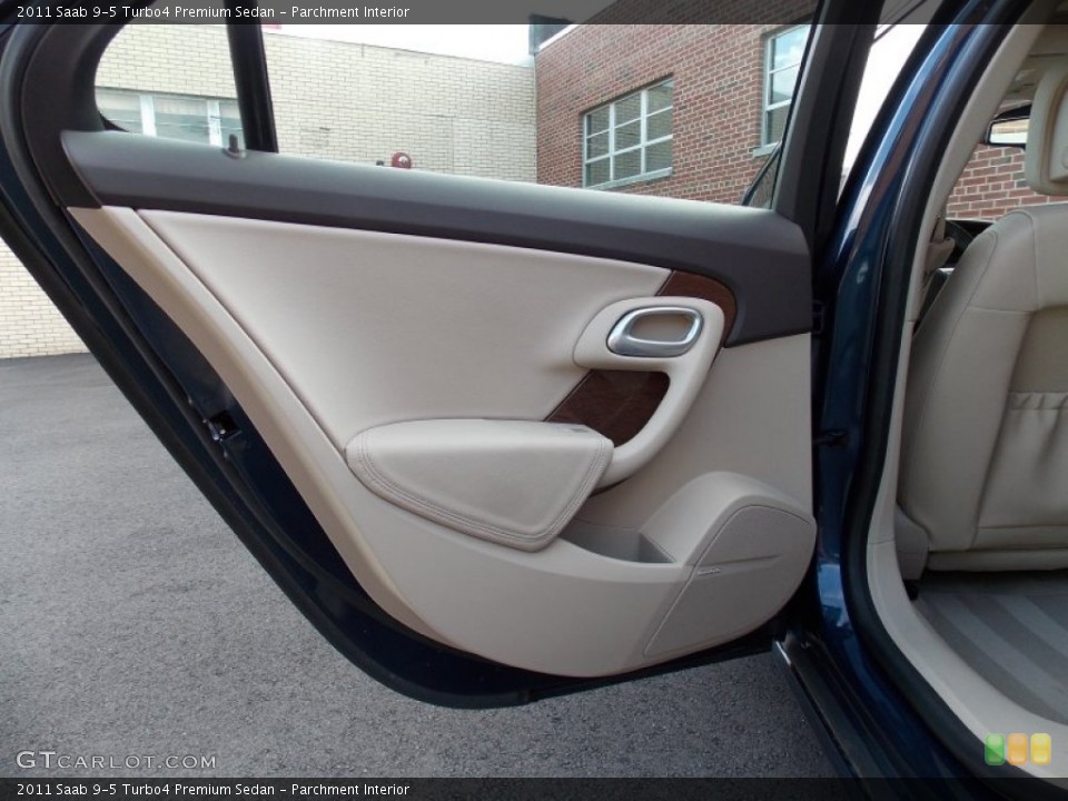 Parchment Interior Door Panel for the 2011 Saab 9-5 Turbo4 Premium Sedan #83749243