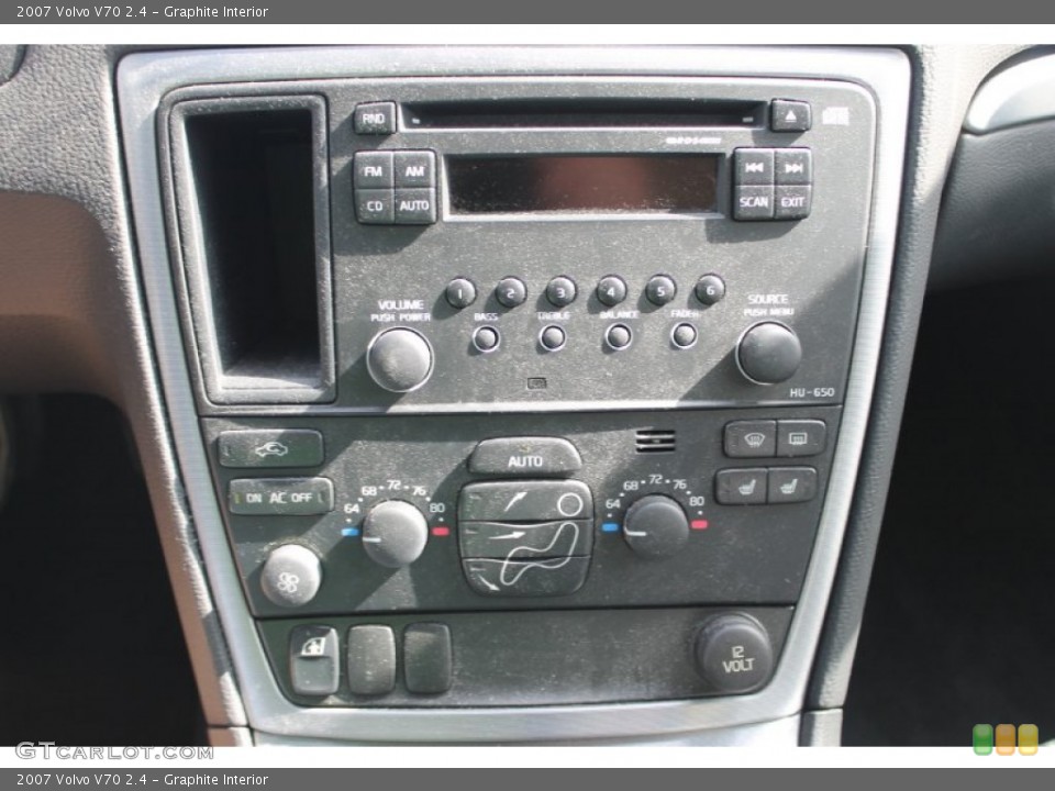 Graphite Interior Controls for the 2007 Volvo V70 2.4 #83750101