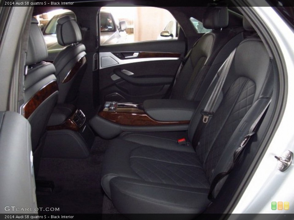 Black Interior Rear Seat for the 2014 Audi S8 quattro S #83756749