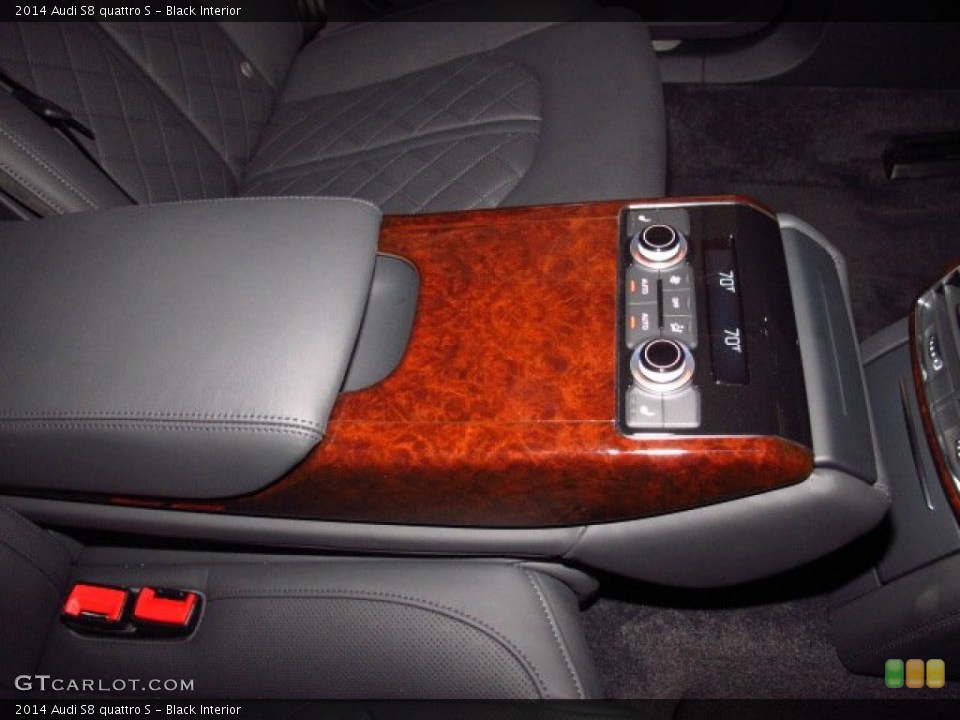 Black Interior Controls for the 2014 Audi S8 quattro S #83756902
