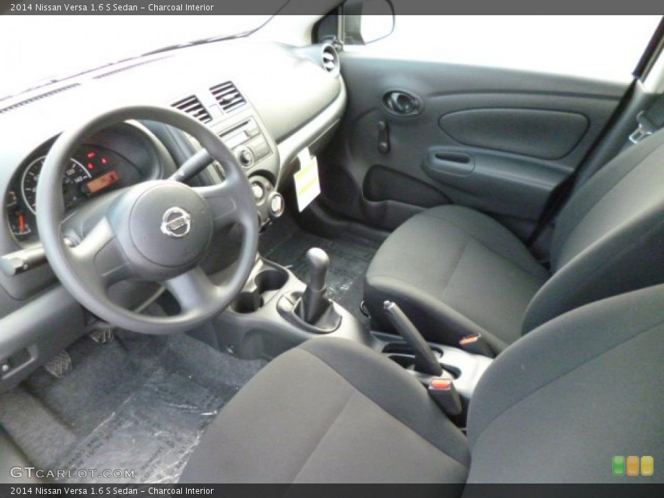 Charcoal Interior Photo for the 2014 Nissan Versa 1.6 S Sedan #83777821