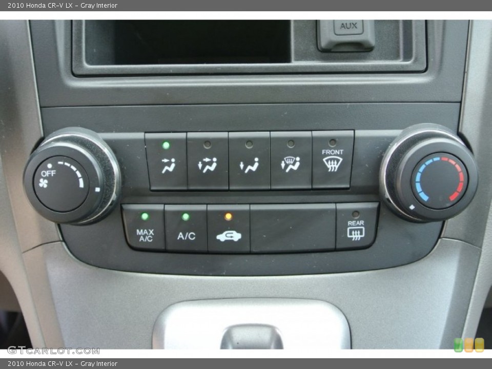 Gray Interior Controls for the 2010 Honda CR-V LX #83782012