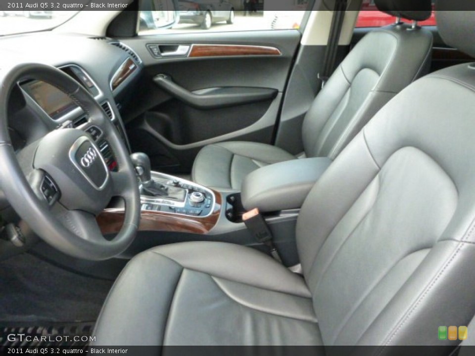 Black Interior Front Seat for the 2011 Audi Q5 3.2 quattro #83783344