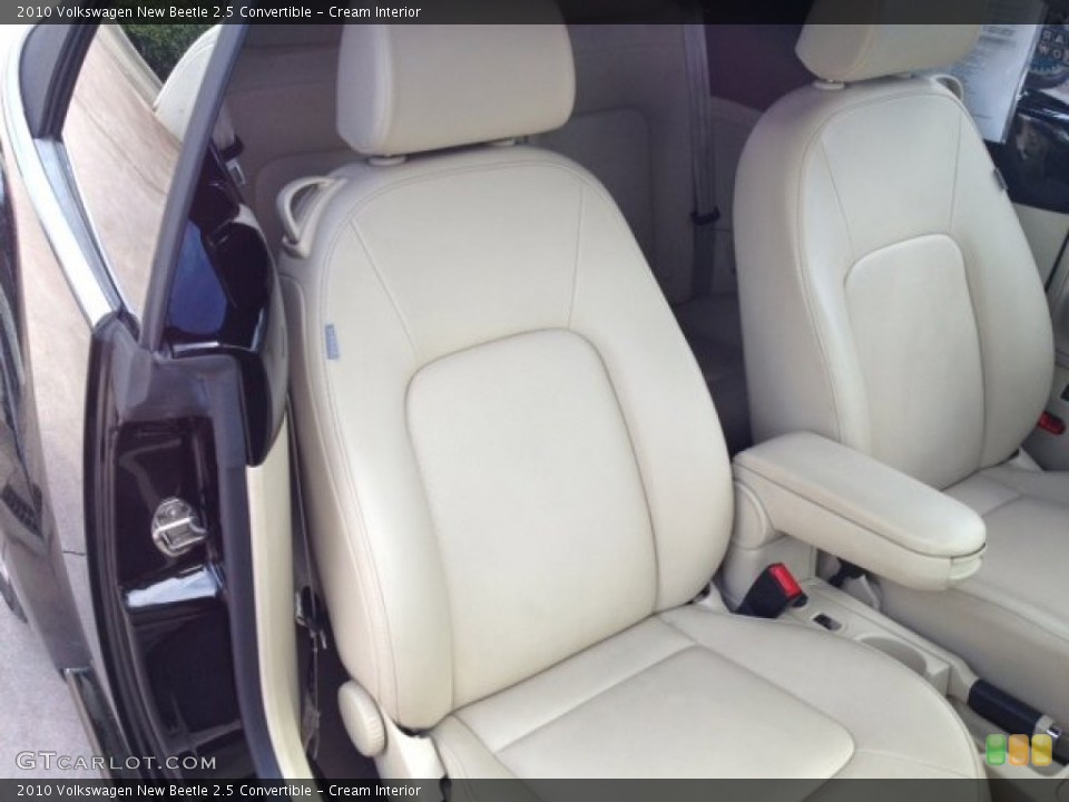 Cream Interior Front Seat for the 2010 Volkswagen New Beetle 2.5 Convertible #83795839