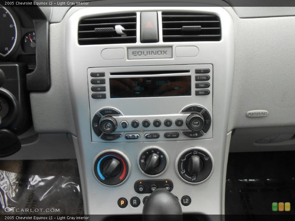 Light Gray Interior Controls for the 2005 Chevrolet Equinox LS #83814301