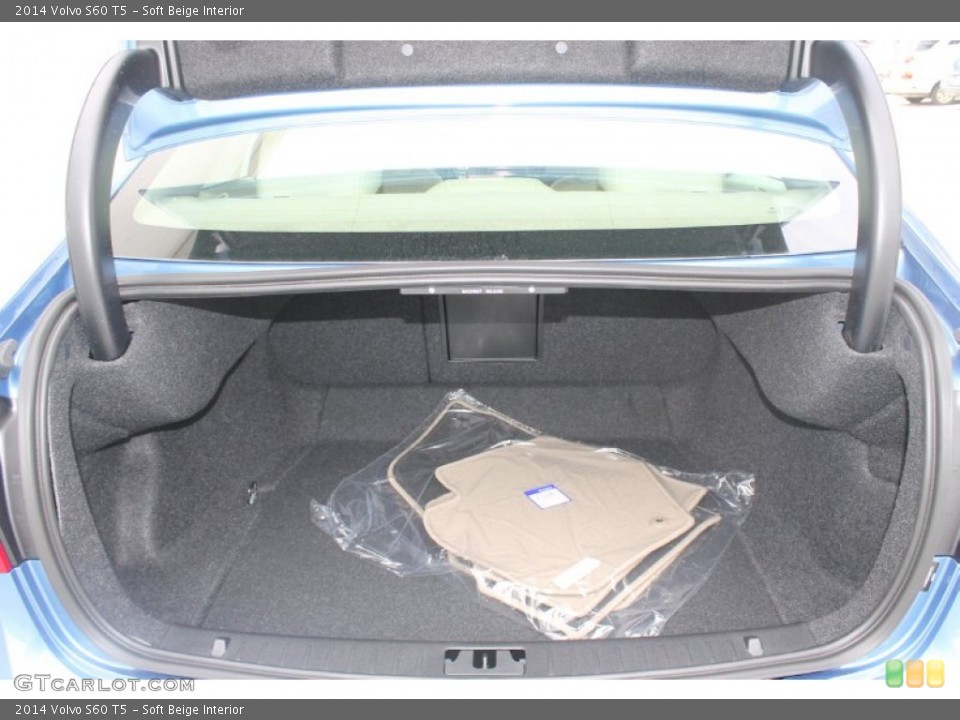 Soft Beige Interior Trunk for the 2014 Volvo S60 T5 #83817820