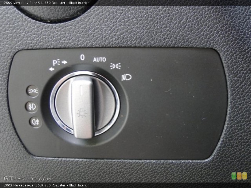Black Interior Controls for the 2009 Mercedes-Benz SLK 350 Roadster #83828548