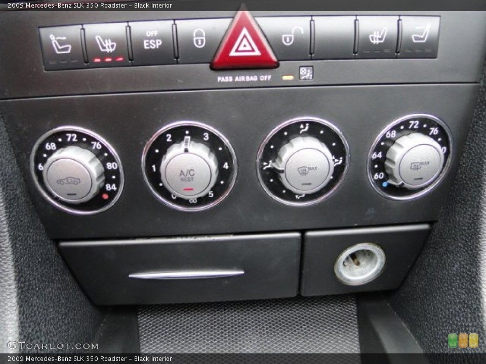 Black Interior Controls for the 2009 Mercedes-Benz SLK 350 Roadster #83828614