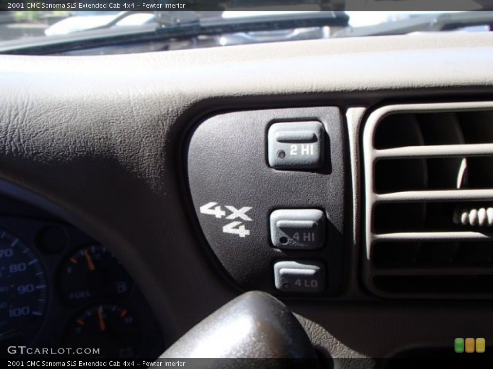 Pewter Interior Controls for the 2001 GMC Sonoma SLS Extended Cab 4x4 #83865924