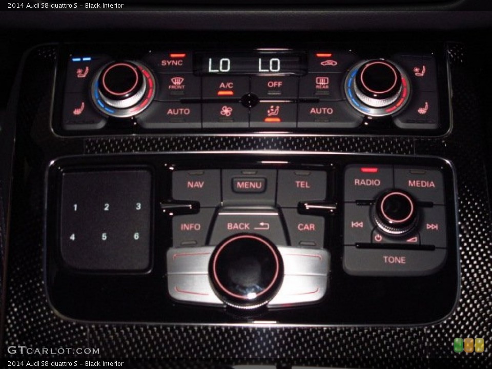 Black Interior Controls for the 2014 Audi S8 quattro S #83877012