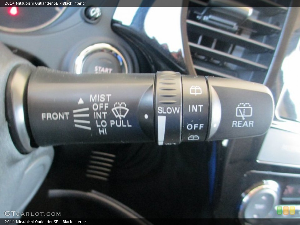 Black Interior Controls for the 2014 Mitsubishi Outlander SE #83895958