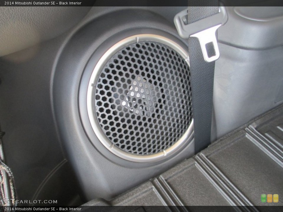 Black Interior Audio System for the 2014 Mitsubishi Outlander SE #83896189