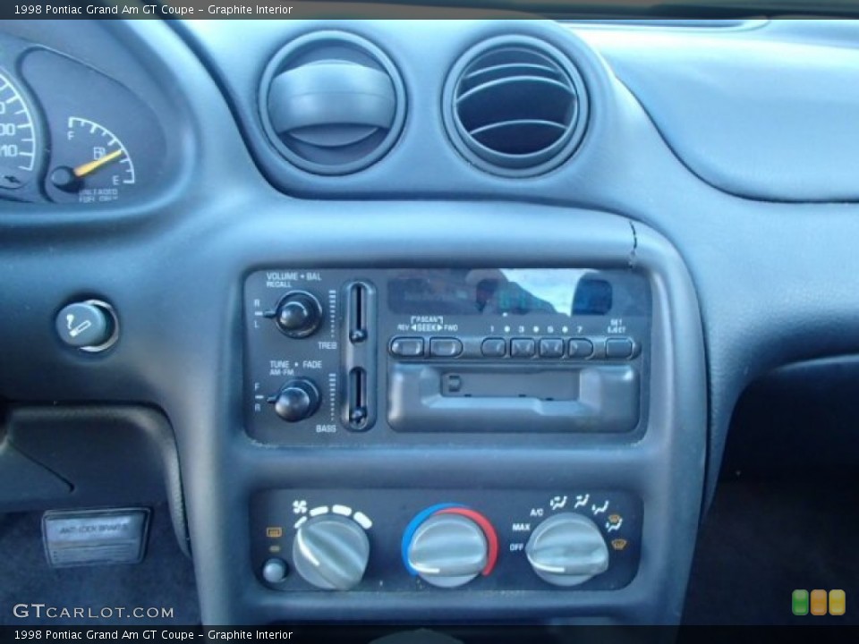 Graphite Interior Controls for the 1998 Pontiac Grand Am GT Coupe #83903020