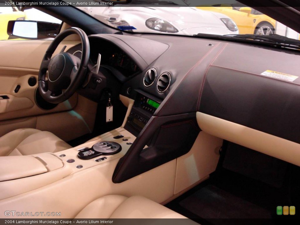Avorio Lilium Interior Dashboard for the 2004 Lamborghini Murcielago Coupe #839234