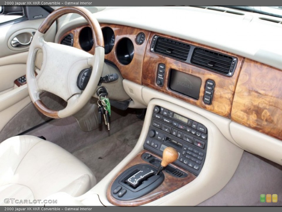 Oatmeal Interior Controls for the 2000 Jaguar XK XKR Convertible #83927818