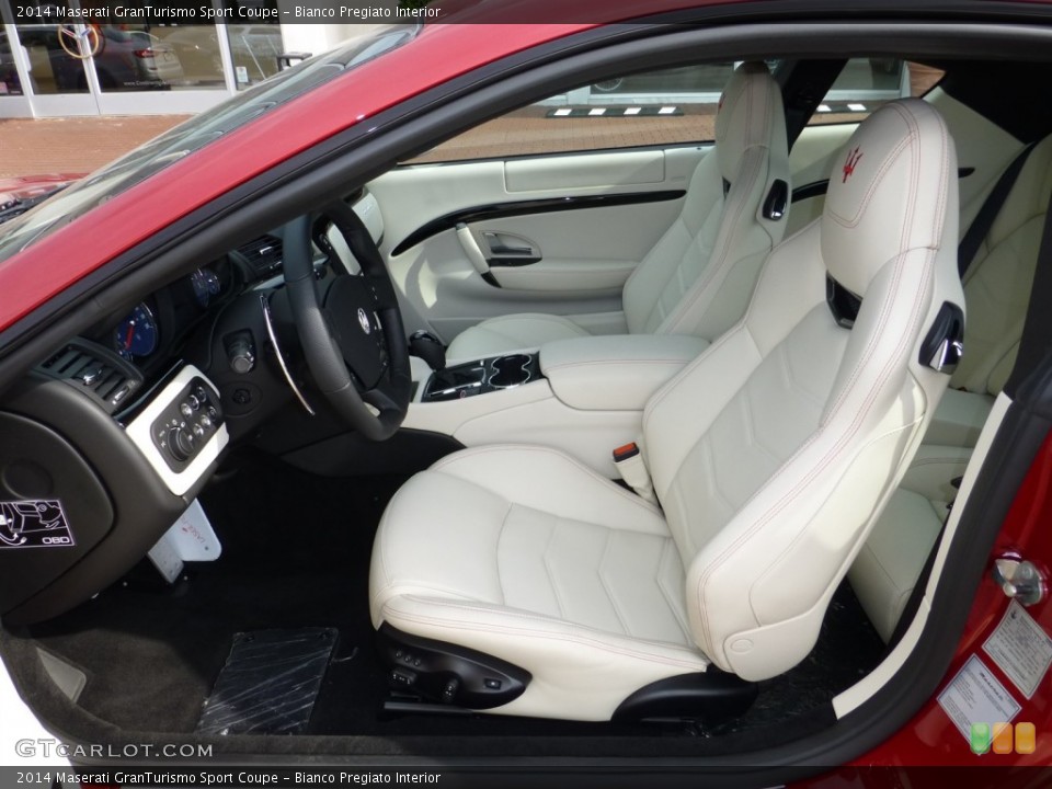 Bianco Pregiato Interior Photo for the 2014 Maserati GranTurismo Sport Coupe #83931262